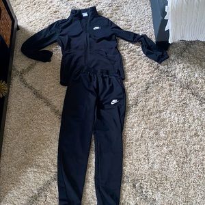 Big boys tracksuit  Nike